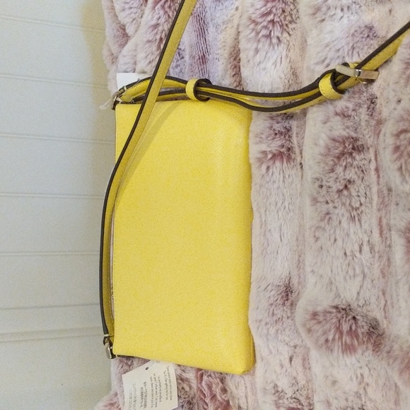 Kate Spade Sadie Saffiano Leather Top Zip Crossbody And Removable Pouch Set NWT - Picture 5 of 7